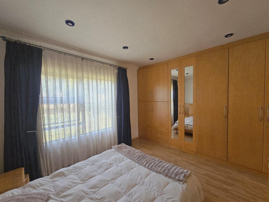 4 Bedroom Property for Sale in Ladybrand Free State